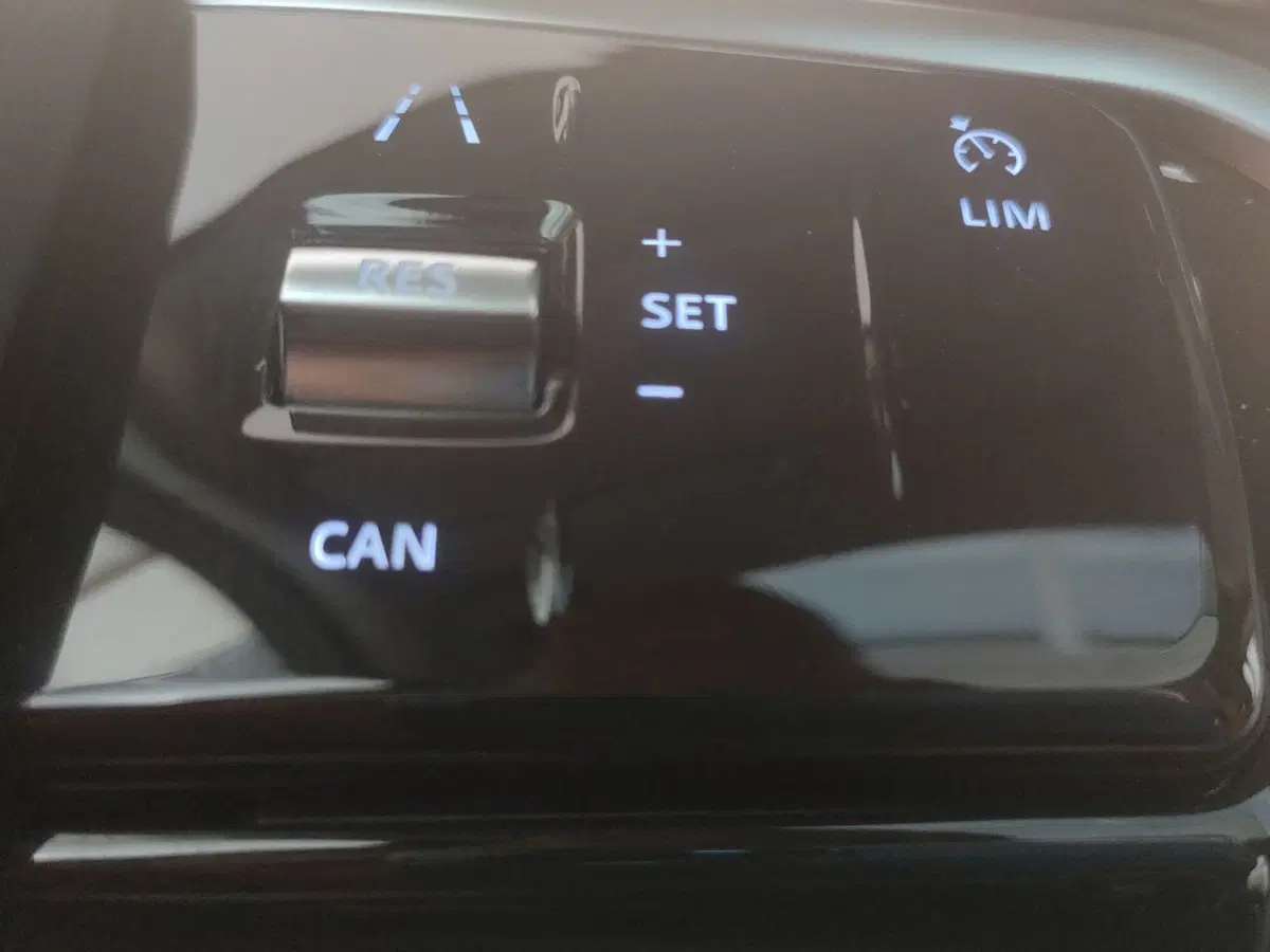 Land Rover Discovery Sport usata a Lecco (14)
