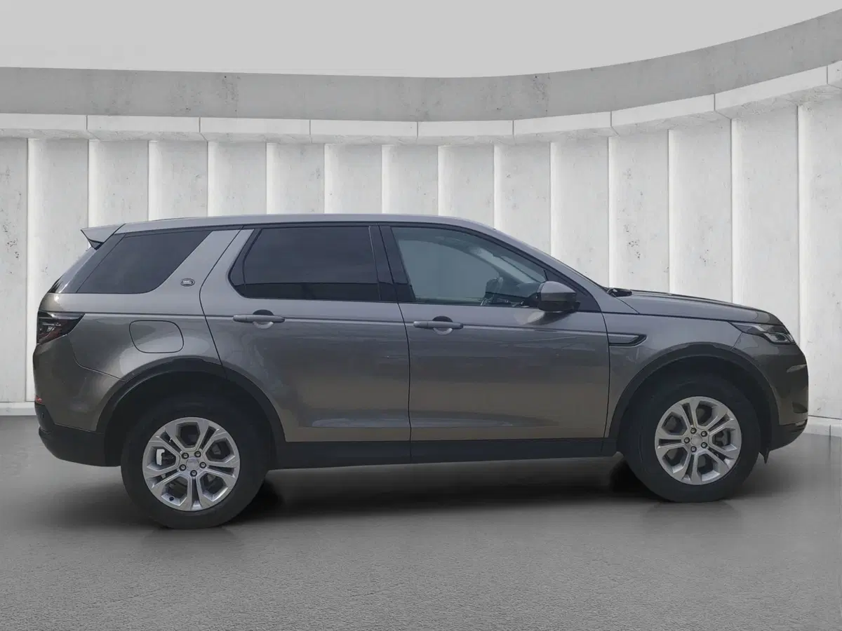 Land Rover Discovery Sport usata a Lecco (6)