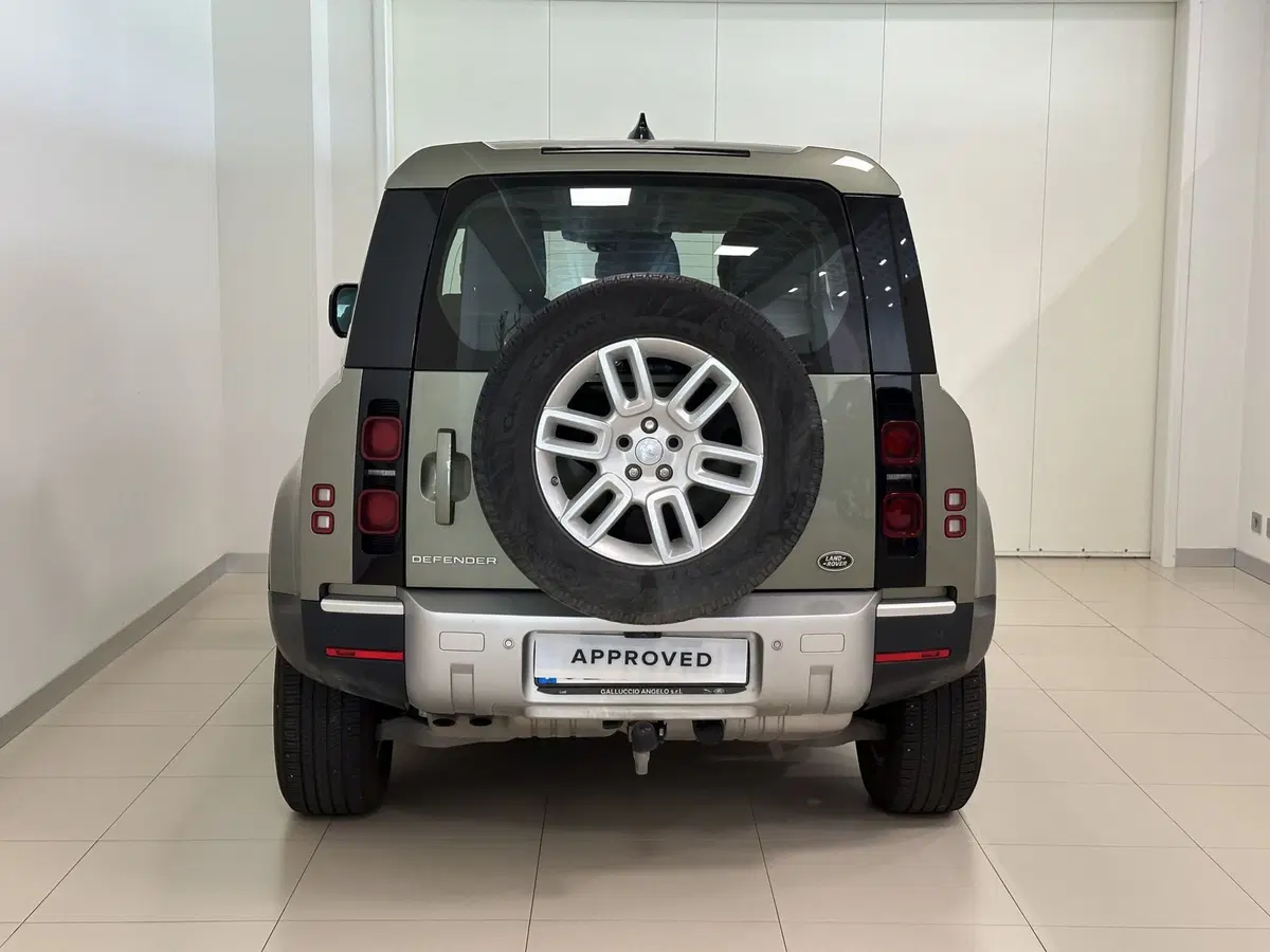 Land Rover Defender usata a Lodi (7)