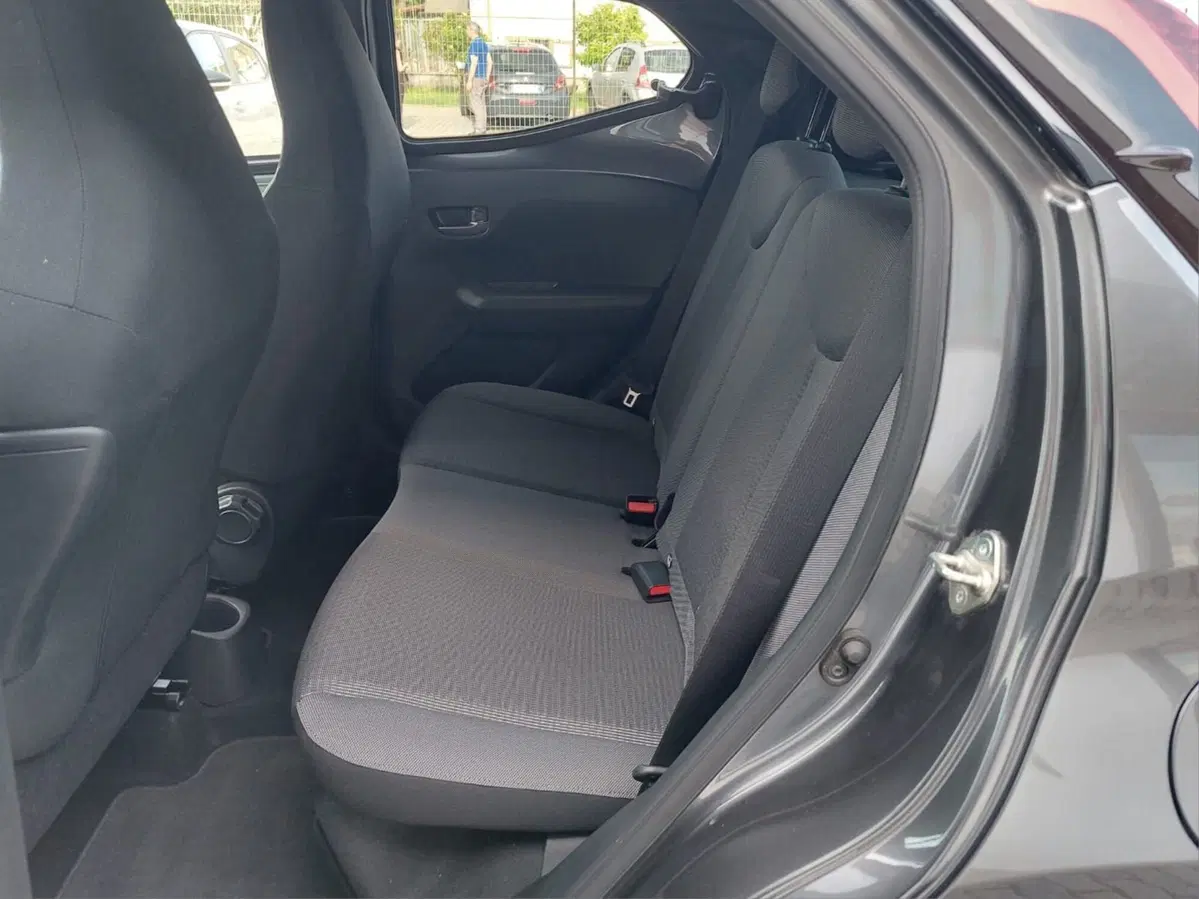 Toyota Aygo usata a Pavia (4)