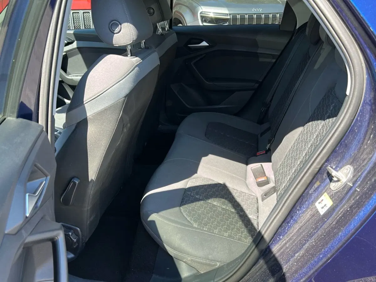 Audi A1 Sportback usata a Latina (17)