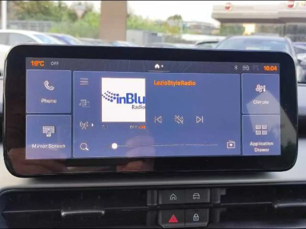 Jeep Avenger usata a Roma (12)