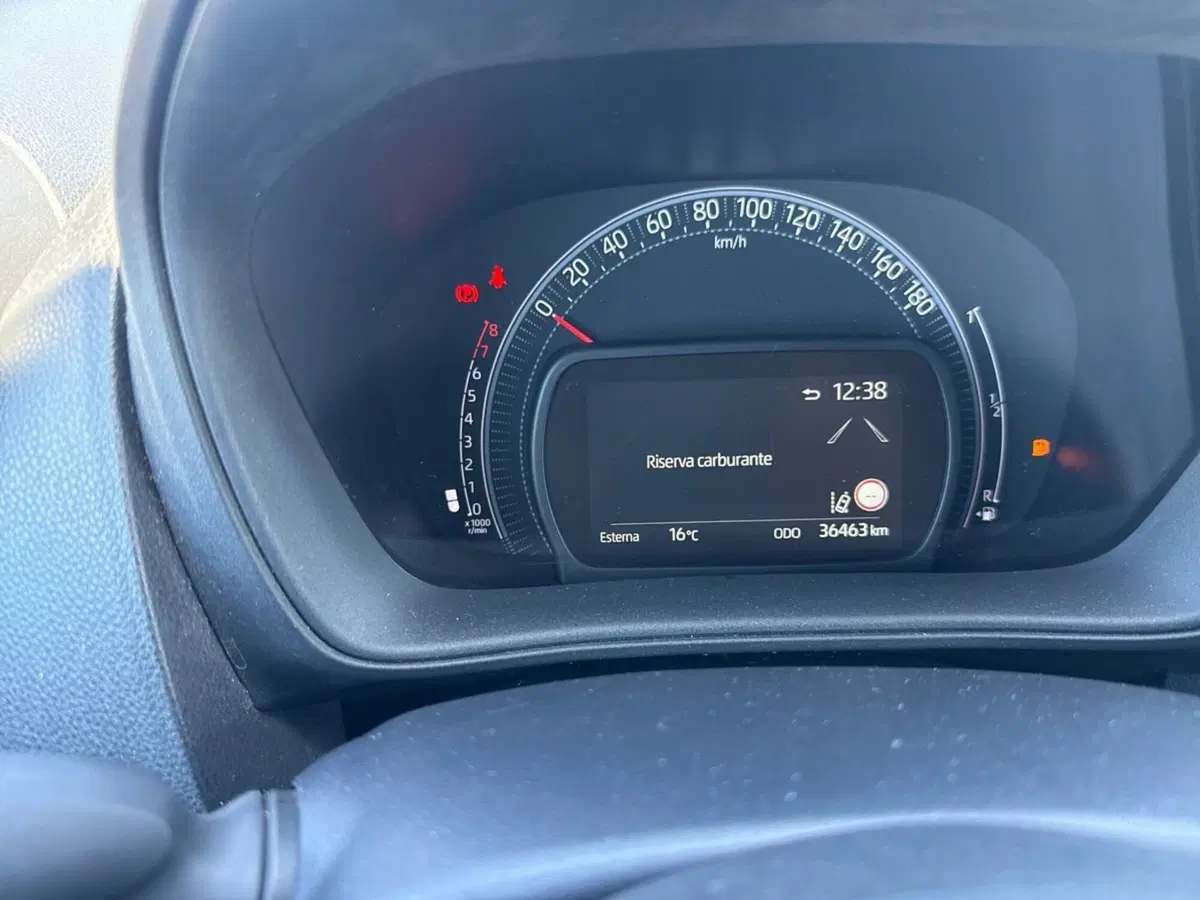 Toyota Aygo X usata a Reggio Calabria (9)