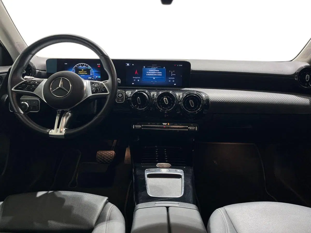 Mercedes-Benz Classe A usata a Napoli (11)