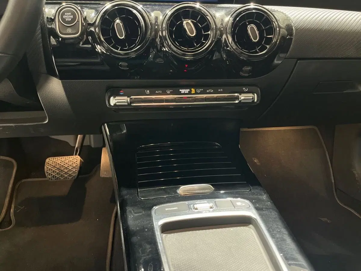 Mercedes-Benz Classe A usata a Napoli (15)