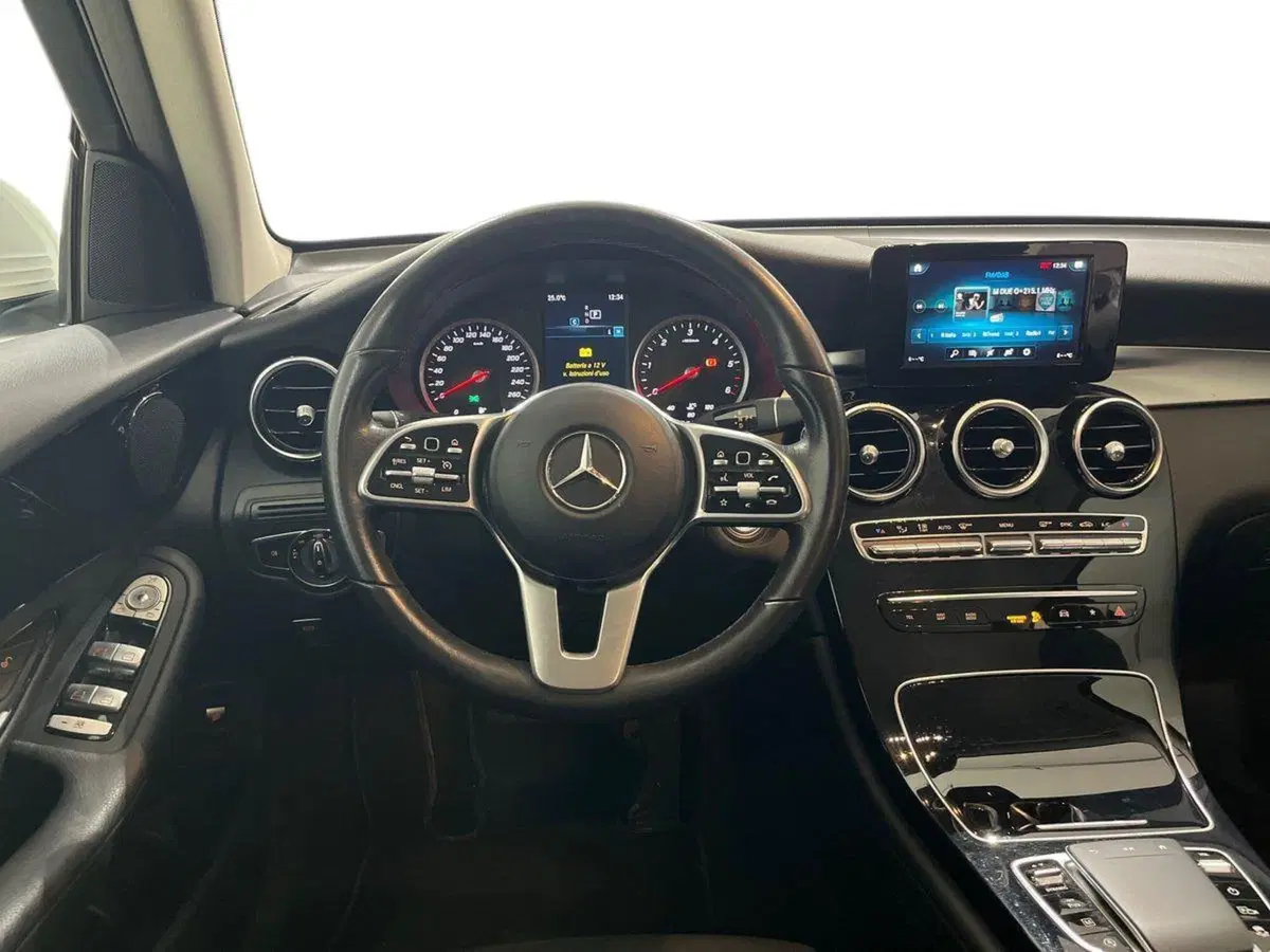 Mercedes-Benz GLC SUV usata a Napoli (13)