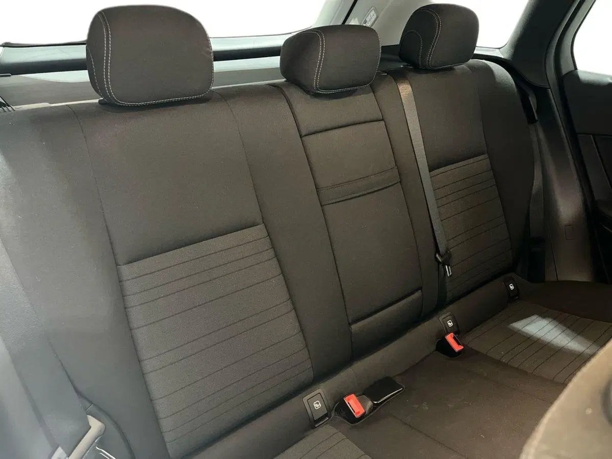 Mercedes-Benz GLC SUV usata a Napoli (17)