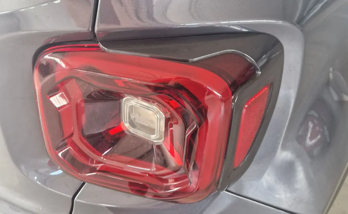 Jeep Renegade usata a Terni (17)