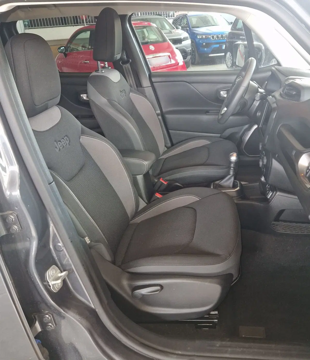 Jeep Renegade usata a Terni (8)