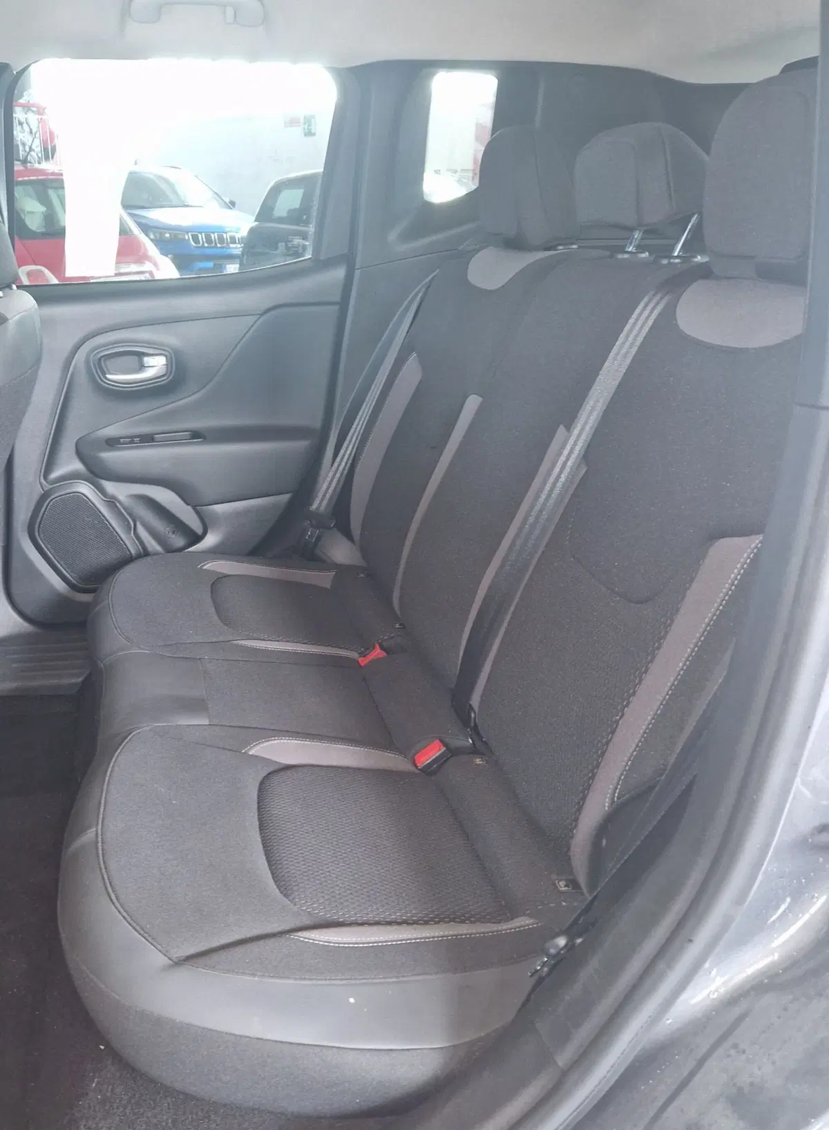 Jeep Renegade usata a Terni (9)