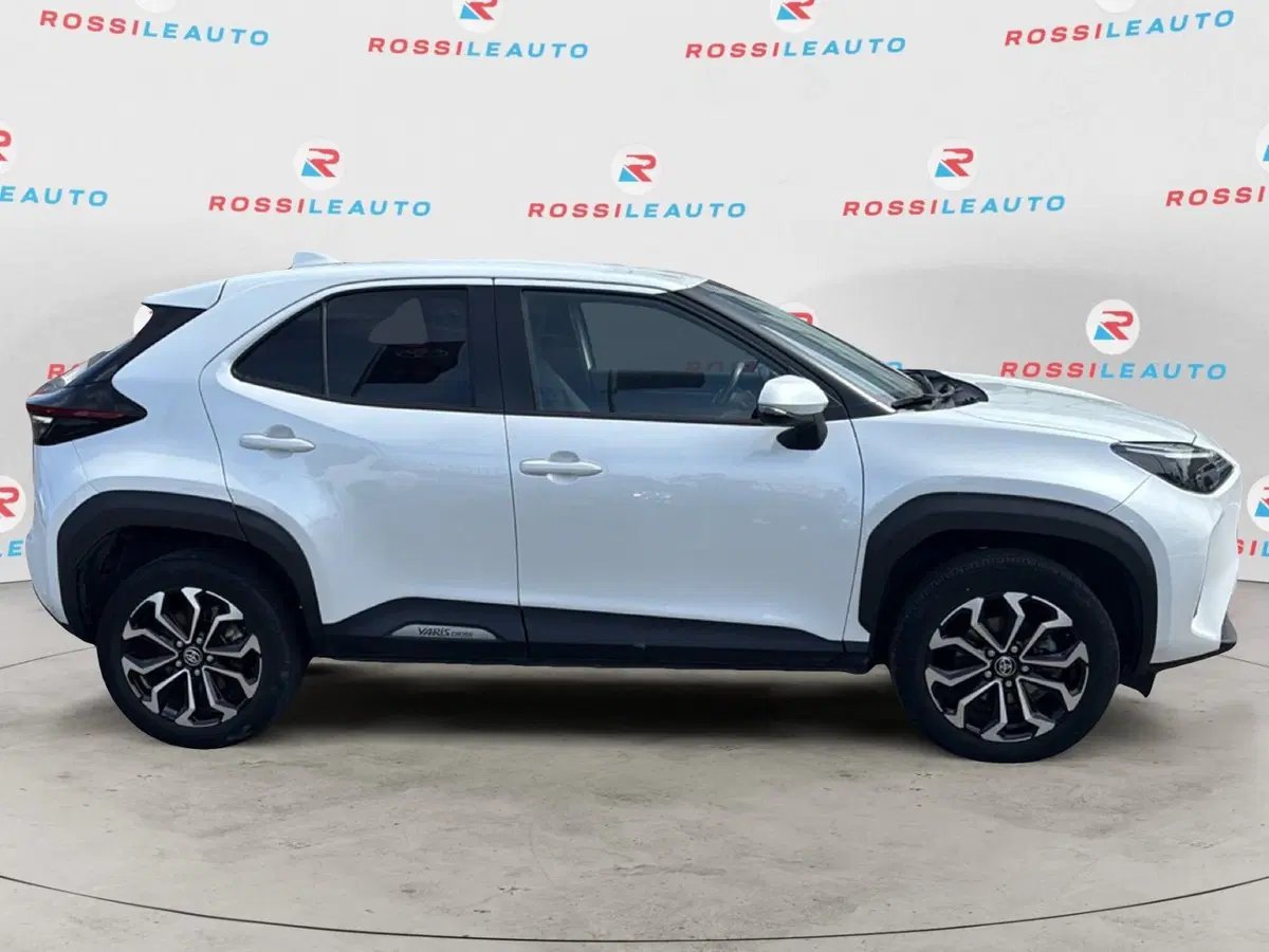 Toyota Yaris Cross usata a Massa-Carrara (4)