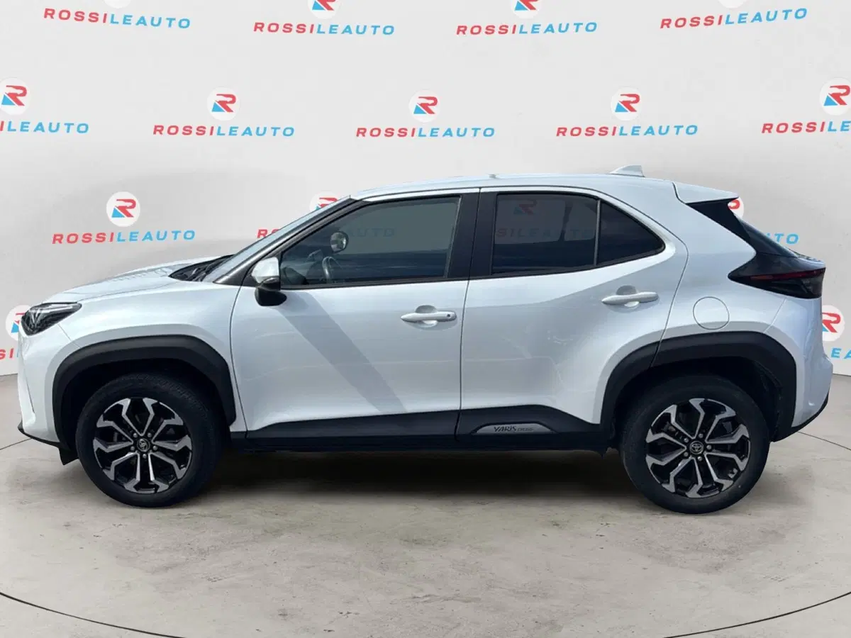 Toyota Yaris Cross usata a Massa-Carrara (8)