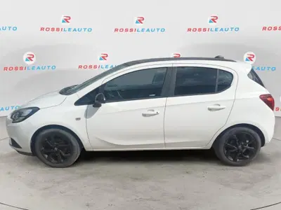 Opel Corsa 1.4 90CV GPL Tech 5 porte b-Color del 2018 usata a La Spezia