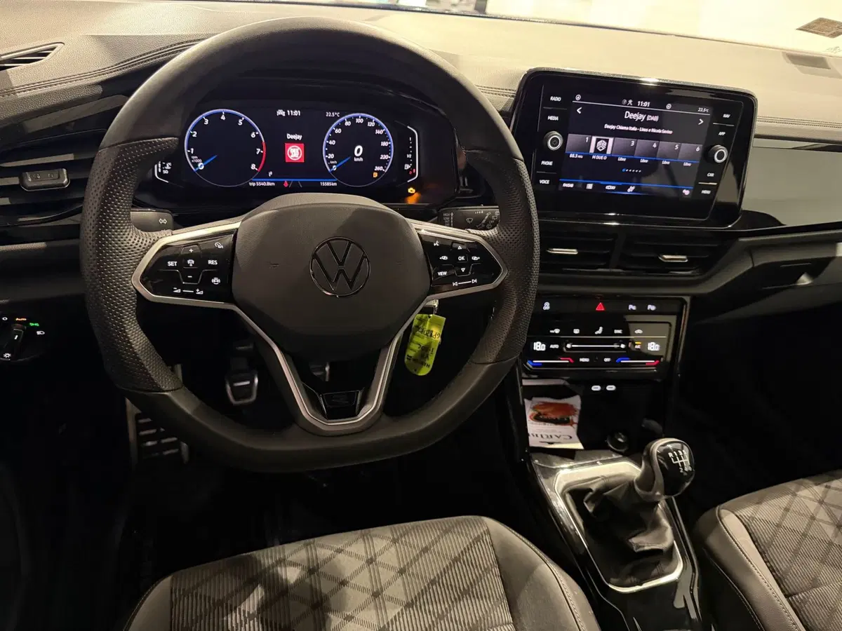 Volkswagen T-Roc usata a Genova (12)
