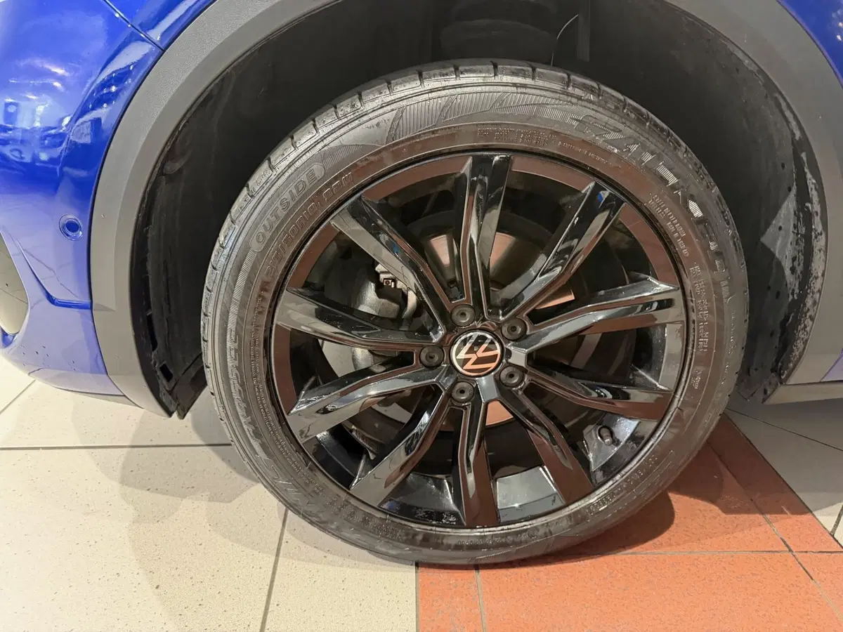 Volkswagen T-Roc usata a Genova (15)