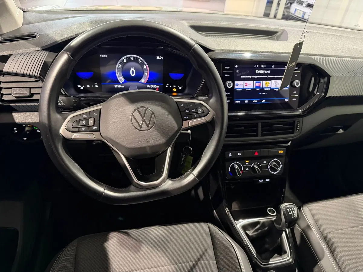 Volkswagen T-Cross usata a Genova (11)