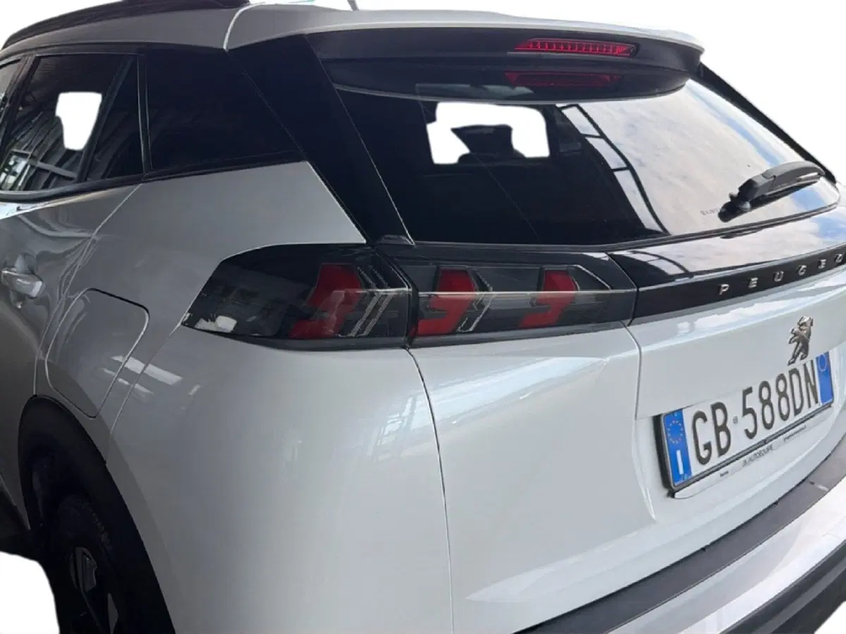 Peugeot 2008 usata a Roma (4)