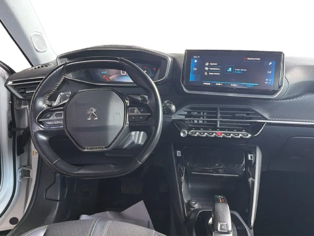 Peugeot 2008 usata a Roma (8)