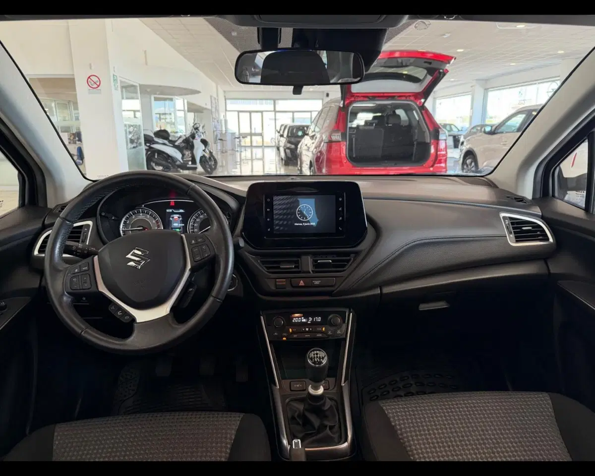 Suzuki S-Cross usata a Alessandria (13)