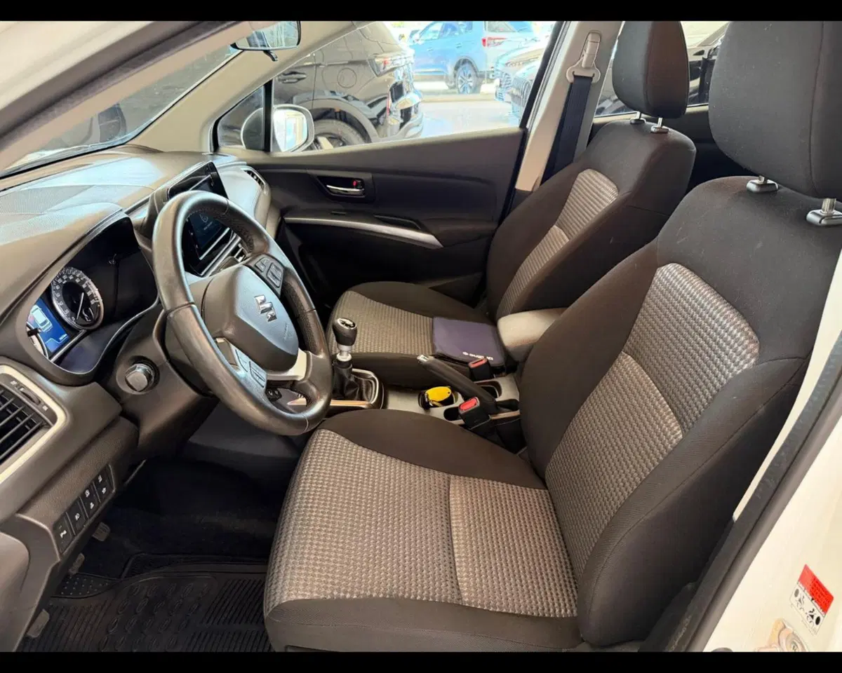 Suzuki S-Cross usata a Alessandria (14)