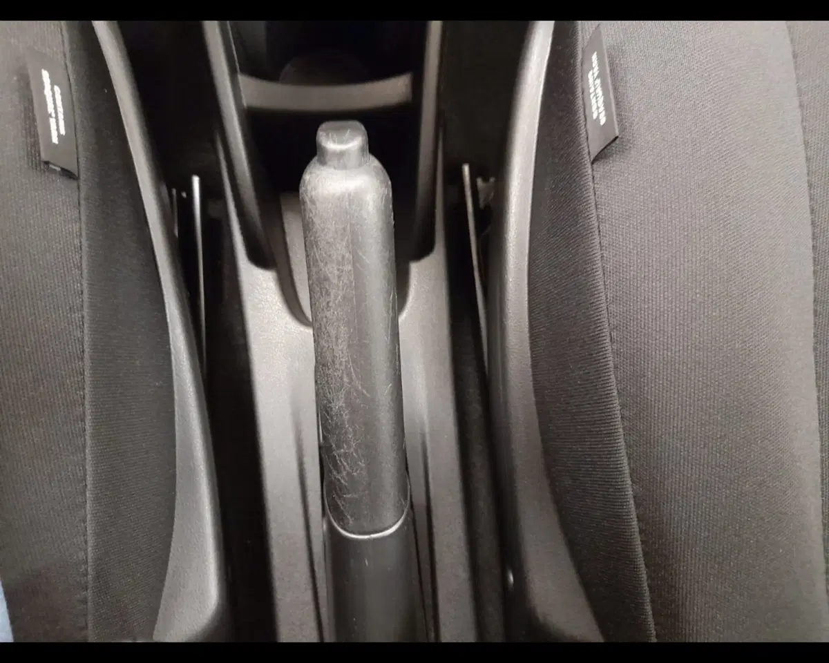 Lancia Ypsilon usata a Alessandria (16)
