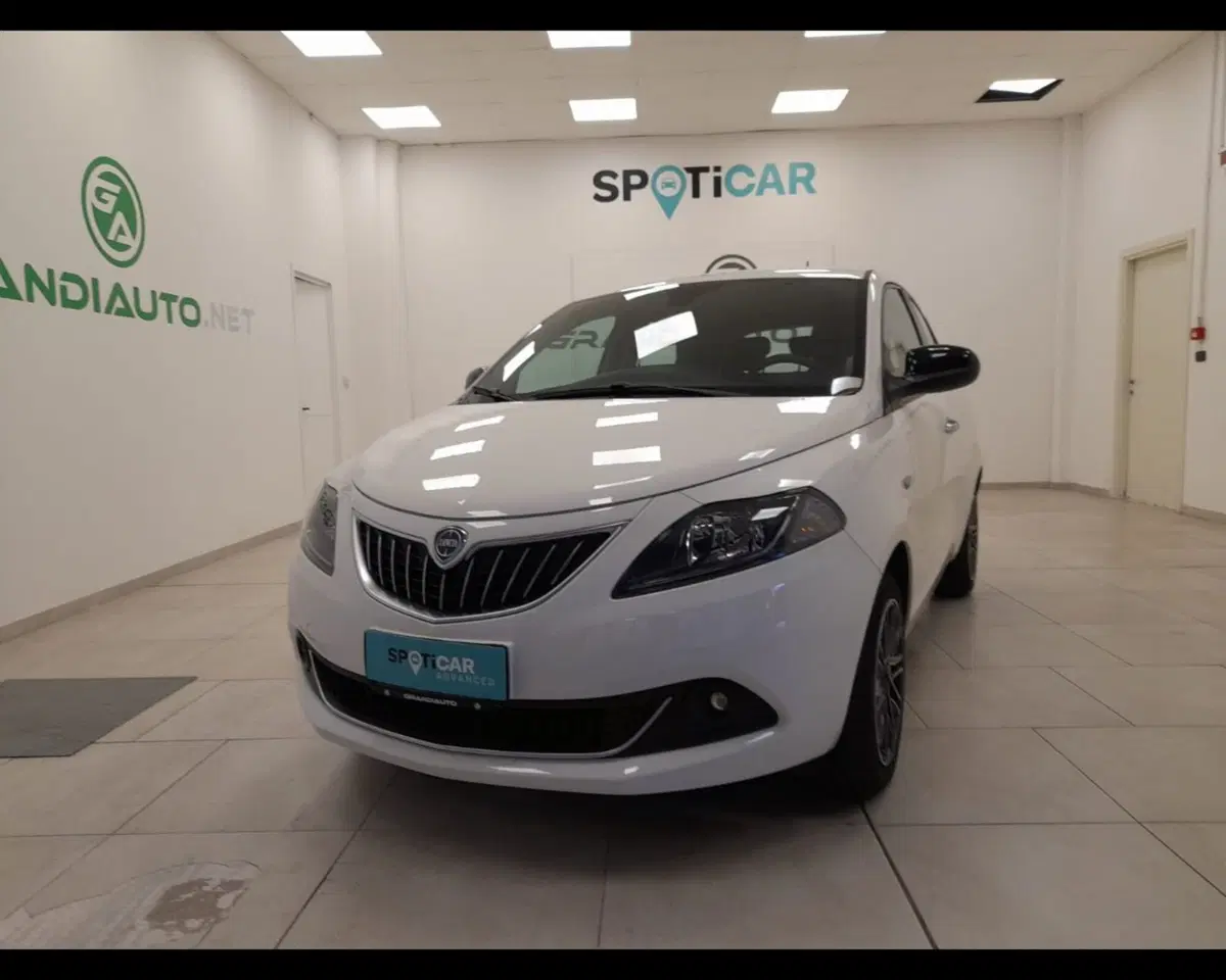 Lancia Ypsilon usata a Alessandria (2)