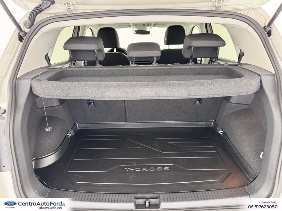 Volkswagen T-Cross usata a Roma (11)