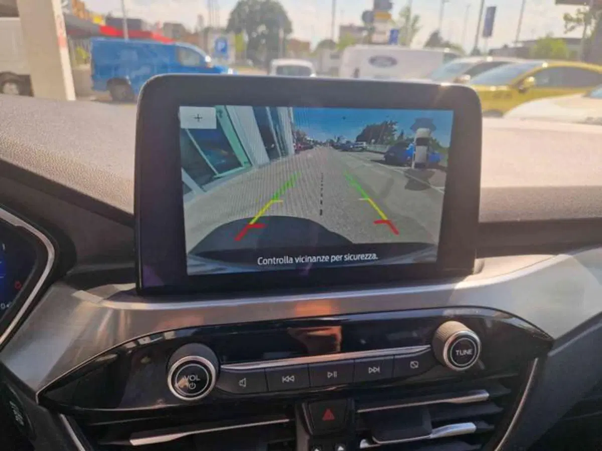 Ford Kuga usata a Bologna (11)
