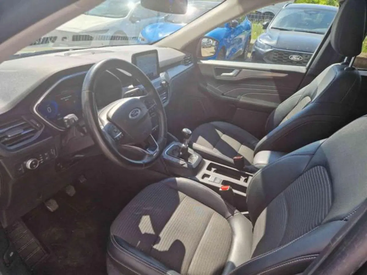 Ford Kuga usata a Bologna (8)