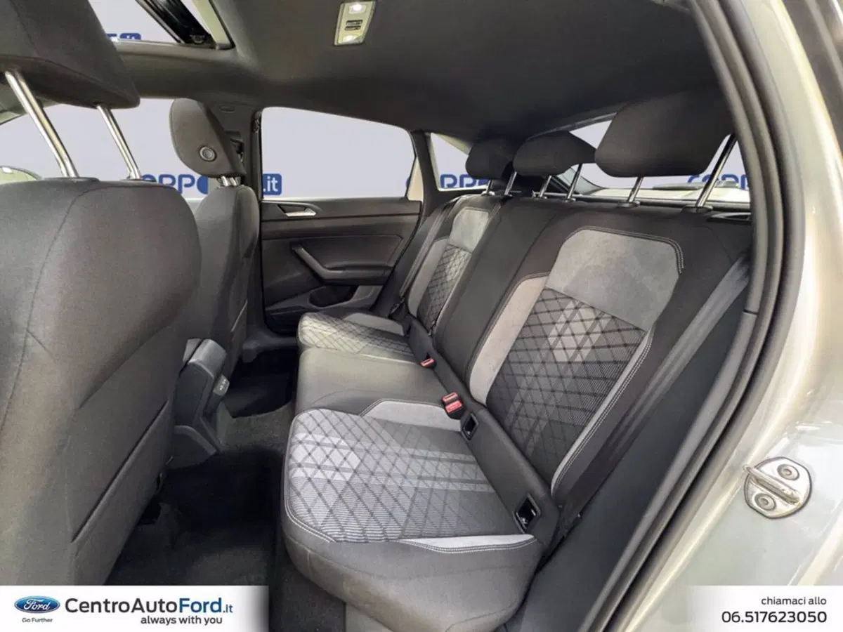 Volkswagen Taigo usata a Roma (13)