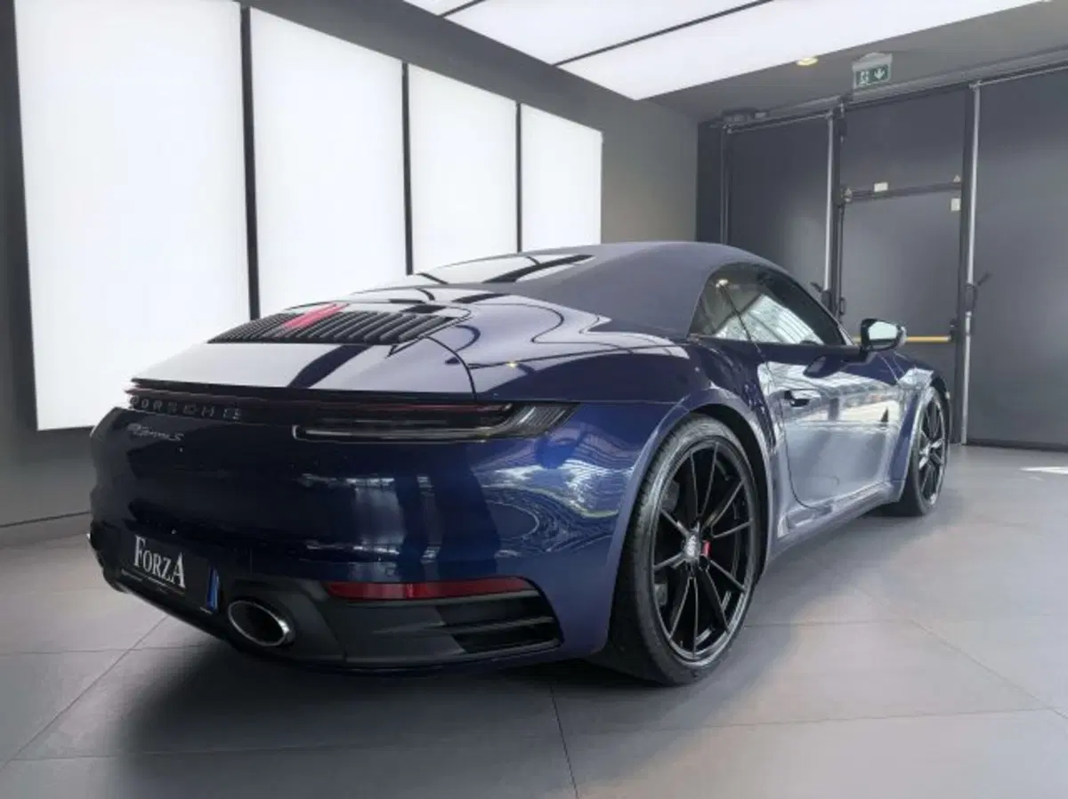 Porsche 911 Cabrio usata a Torino (14)
