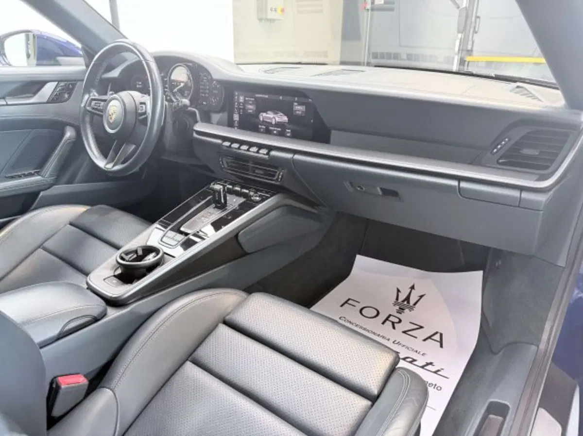 Porsche 911 Cabrio usata a Torino (8)