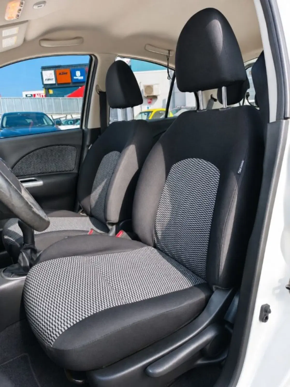 Nissan Micra usata a Firenze (12)