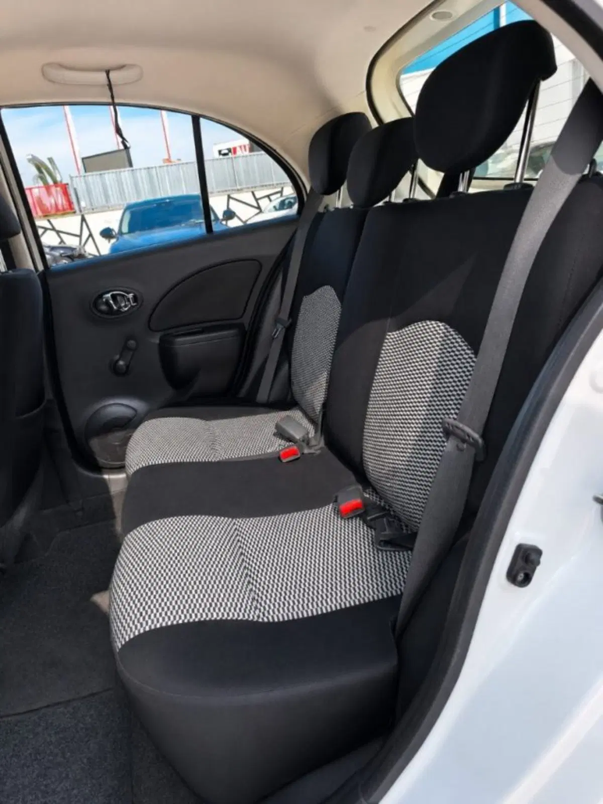 Nissan Micra usata a Firenze (14)