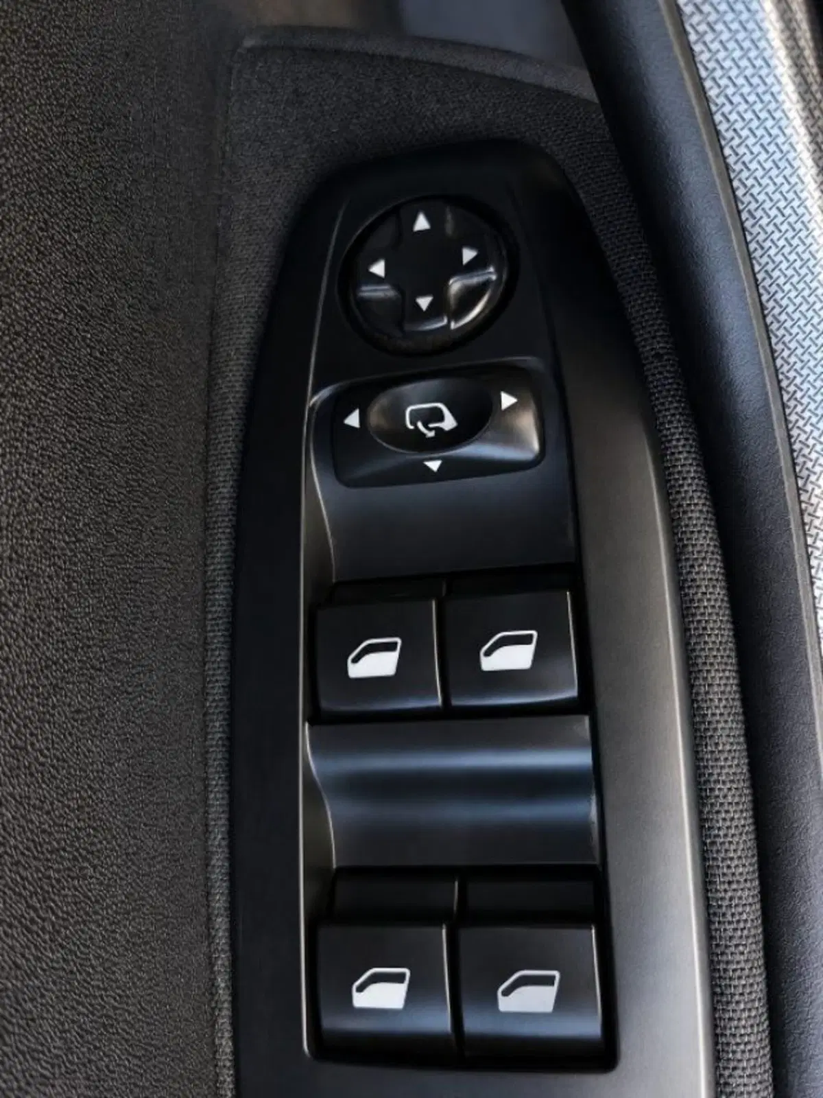 Peugeot 2008 usata a Firenze (16)