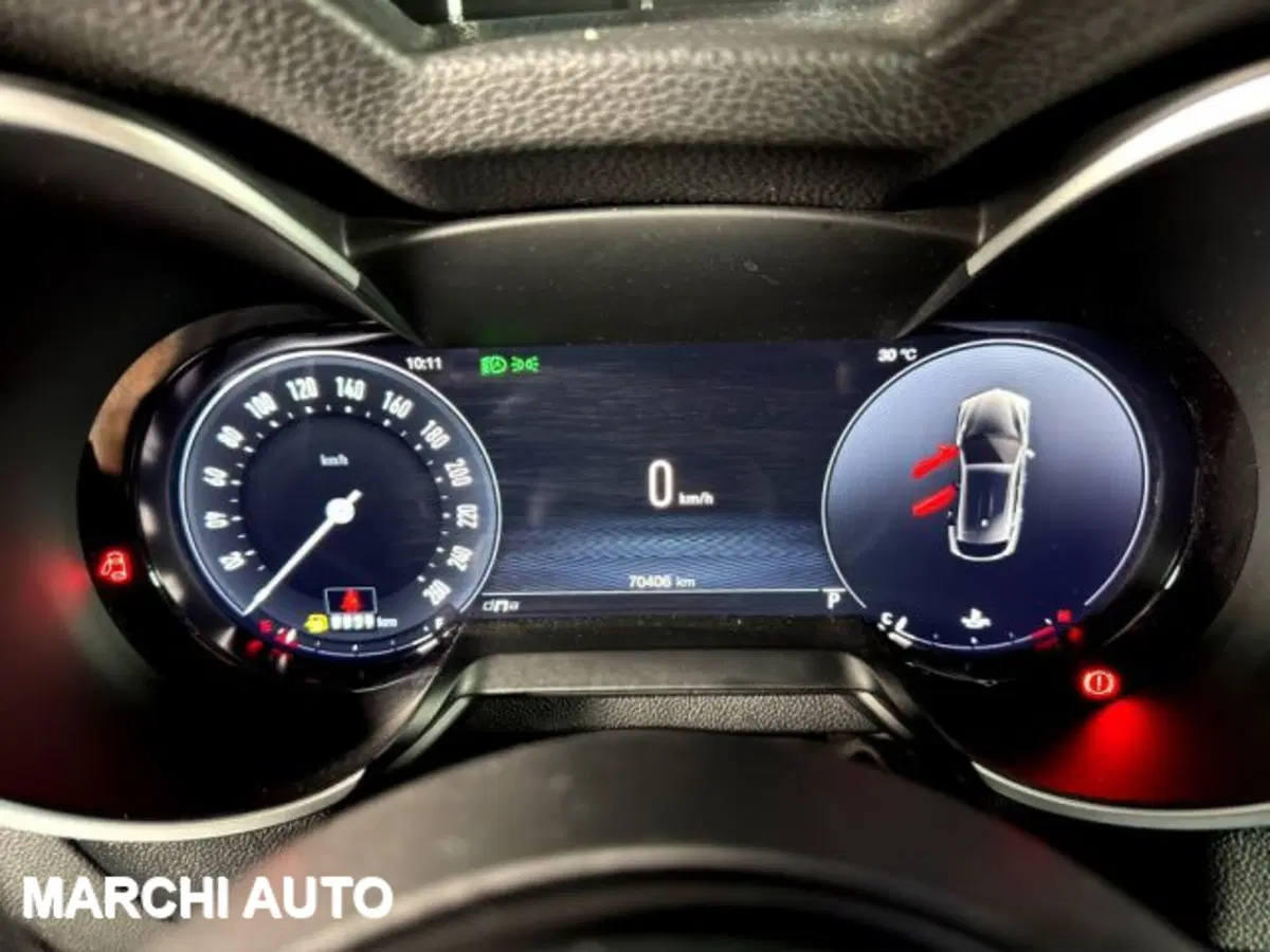 Alfa Romeo Stelvio usata a Perugia (14)