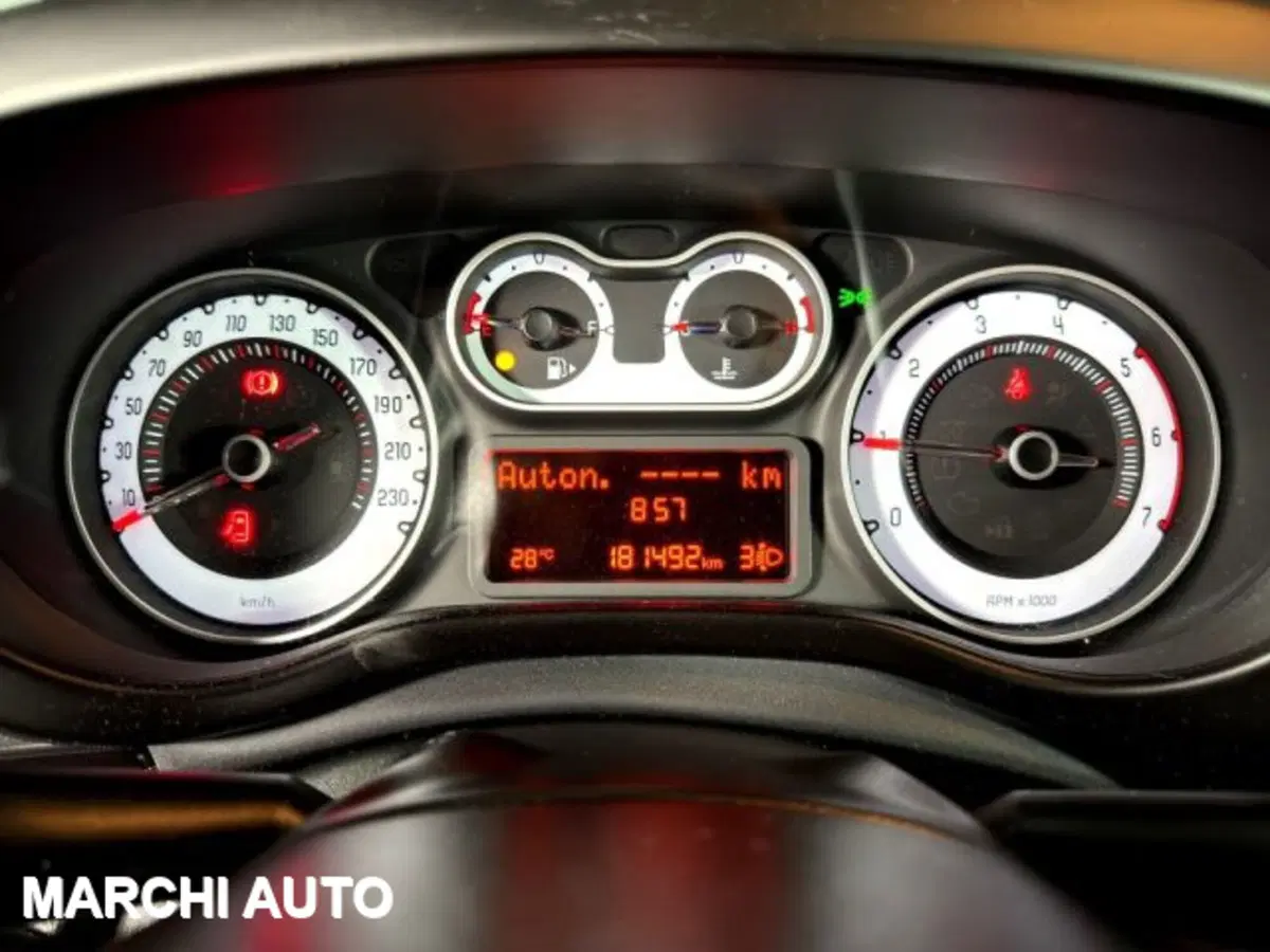 Fiat 500L usata a Perugia (14)