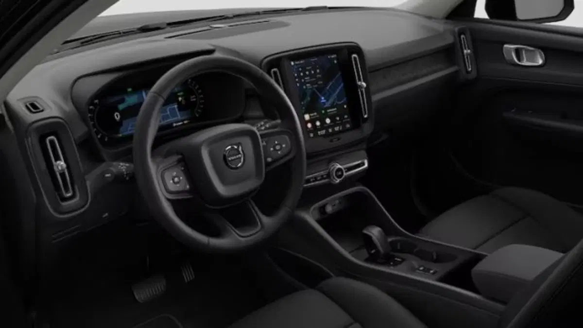 Volvo XC40 nuova a Treviso (11)