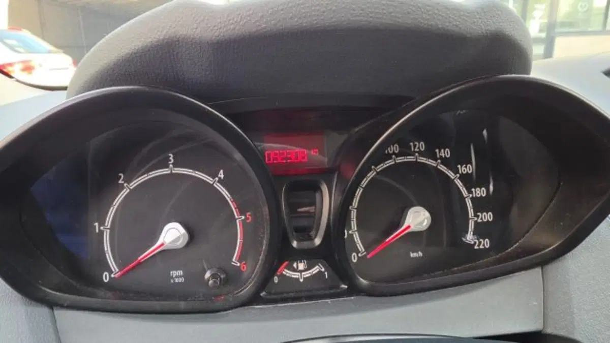 Ford Fiesta usata a Macerata (9)