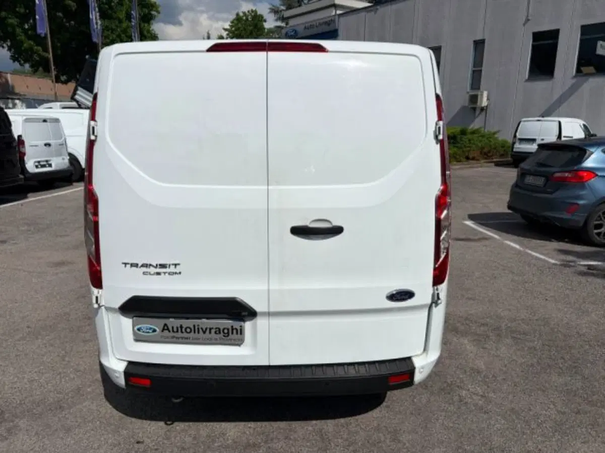 Ford Transit Custom Furgone usata a Lodi (6)