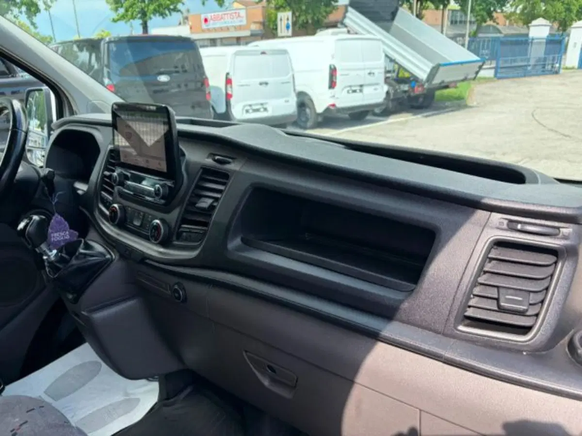 Ford Transit Custom Furgone usata a Lodi (8)
