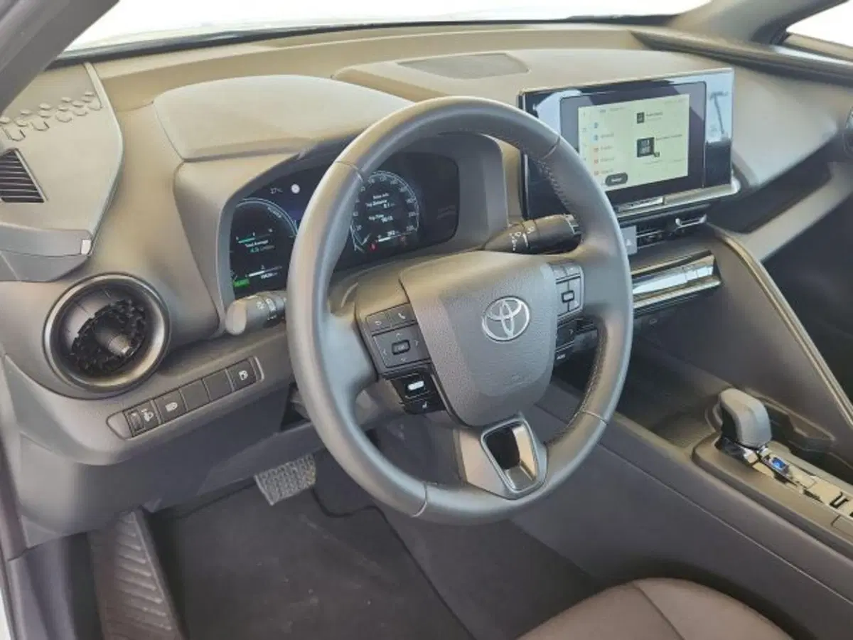 Toyota Toyota C-HR usata a Roma (7)