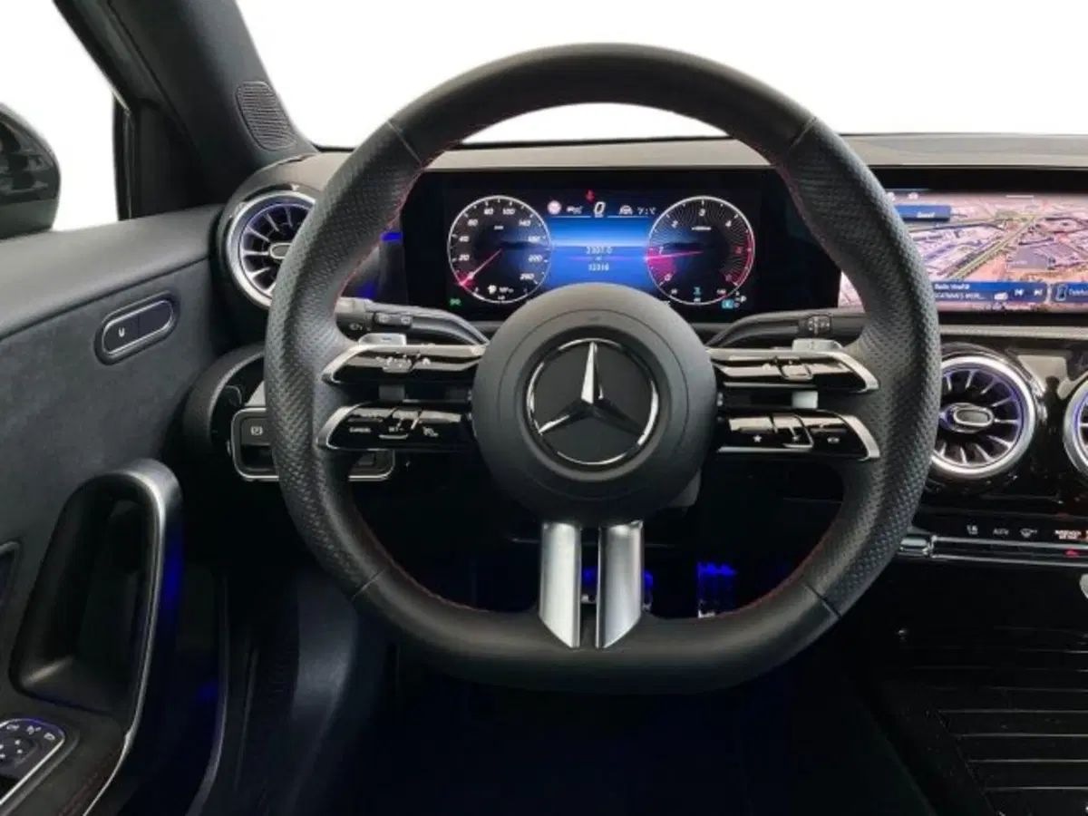 Mercedes-Benz Classe A Sedan usata a Verona (11)