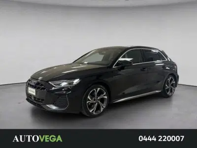 Audi A3 Sportback 2.0 tdi S line edition 150cv s-tronic del 2024 usata a Arzignano