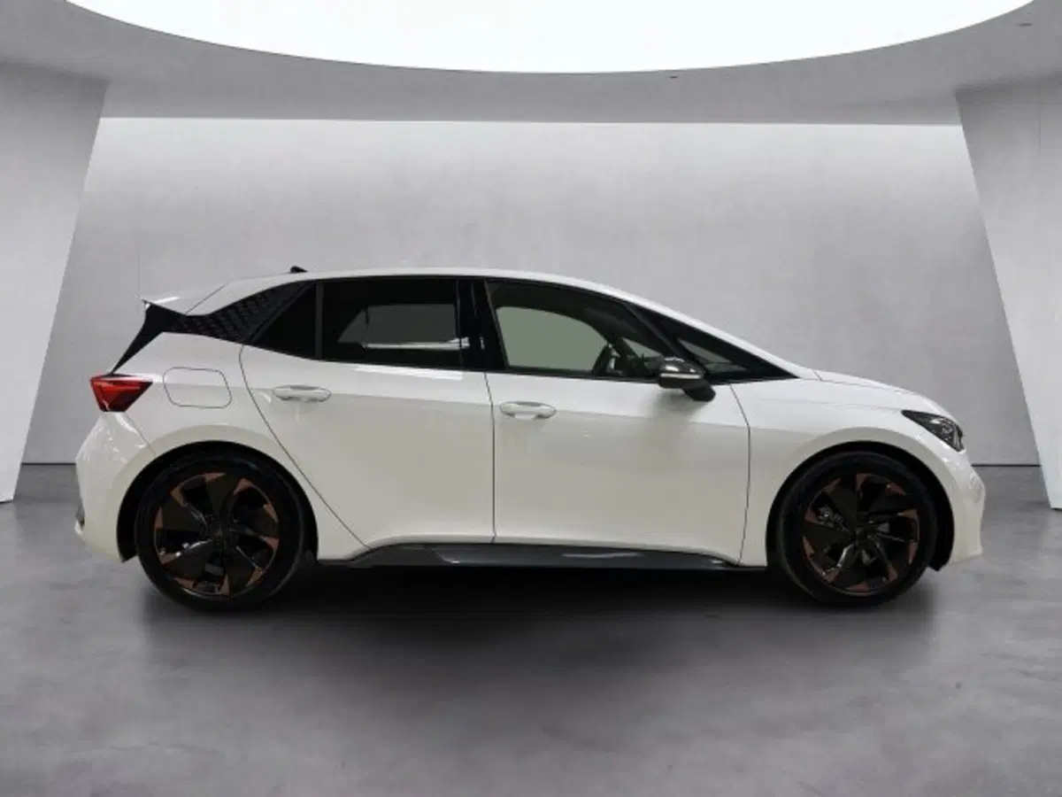 Cupra Born usata a Vicenza (3)