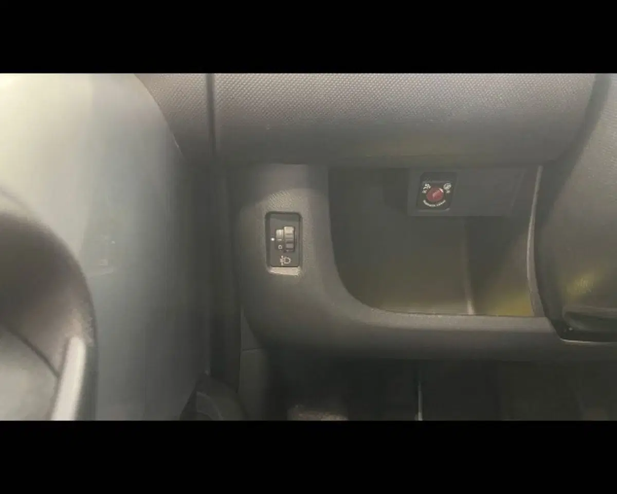 Peugeot 107 usata a Bologna (14)