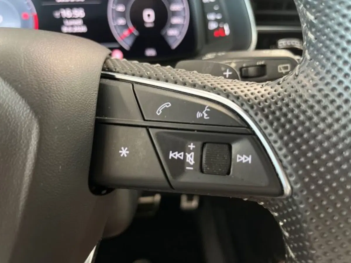 Audi Q8 usata a Bologna (17)