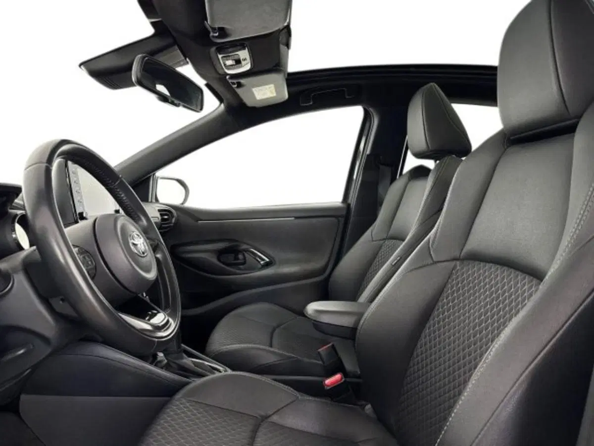 Toyota Yaris Cross usata a Bologna (12)
