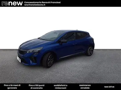 Renault Clio TCe 90 CV 5 porte Techno del 2025 usata a Mirandola