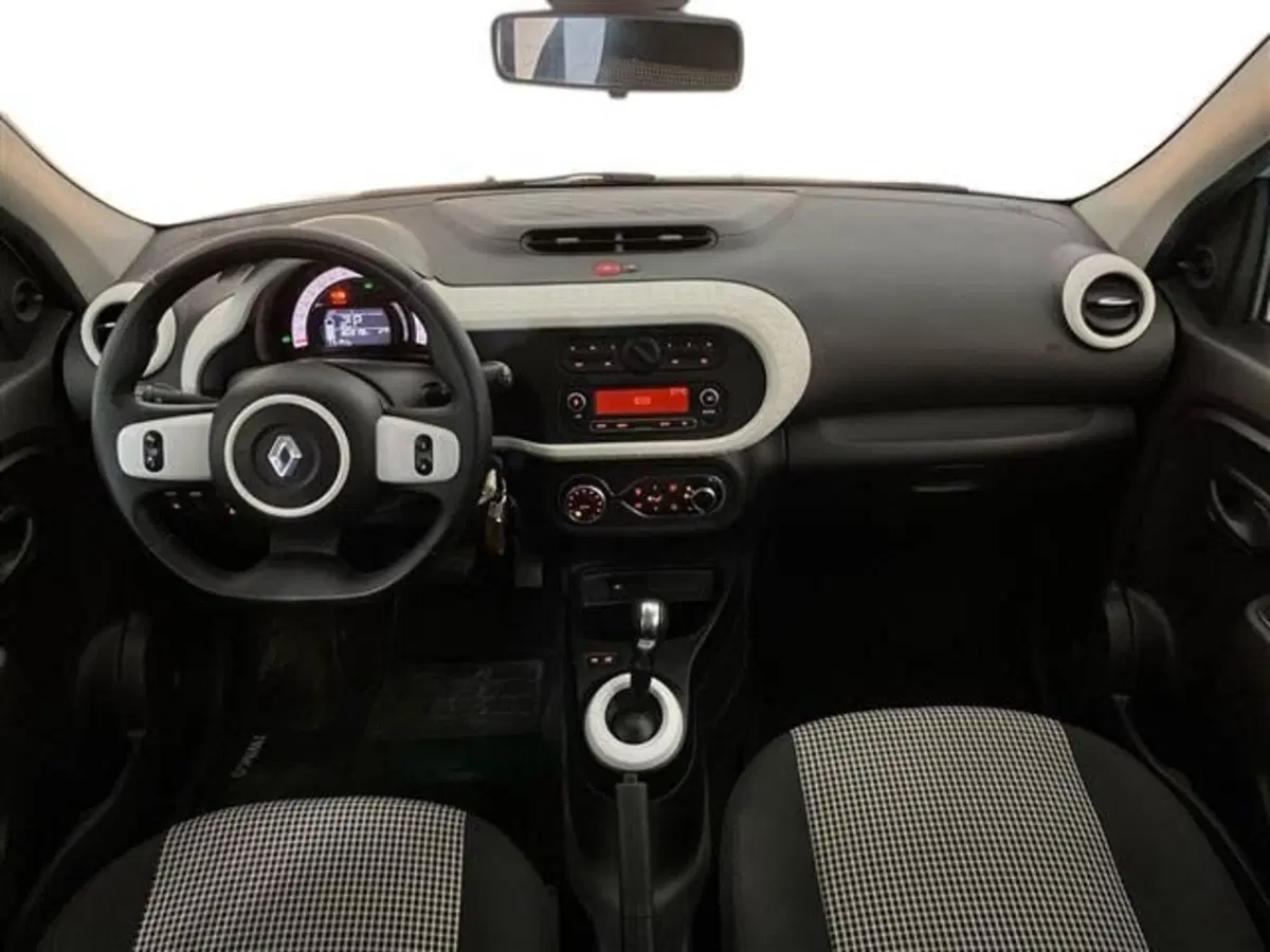 Renault Twingo usata a Como (10)